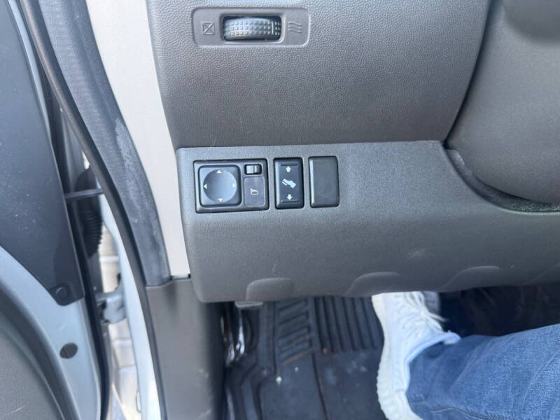2012 Nissan Pathfinder S