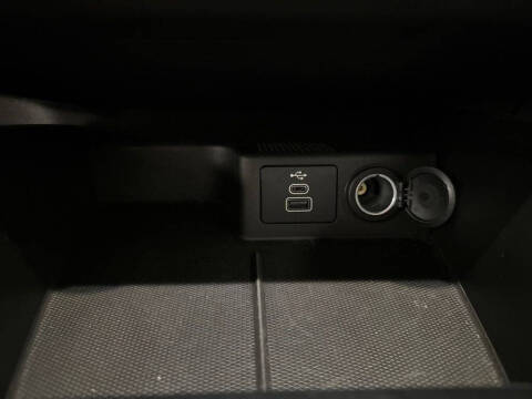 2025 Ford Escape Hybrid ST-Line