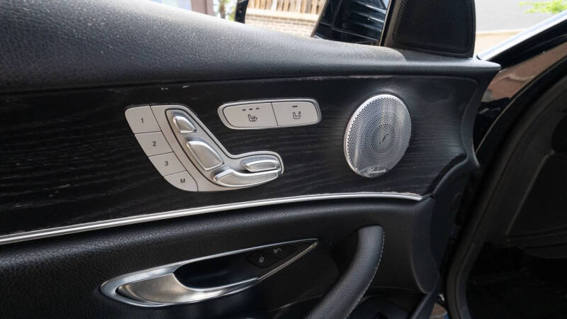 2019 Mercedes-Benz E-Class E 300