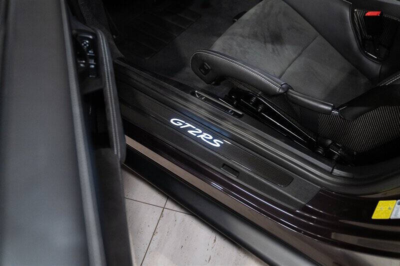 2018 Porsche 911 GT2 RS