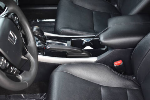 2017 Honda Accord EX-L V6 w/Navi w/Honda Sensing