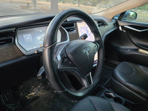 2013 Tesla Model S
