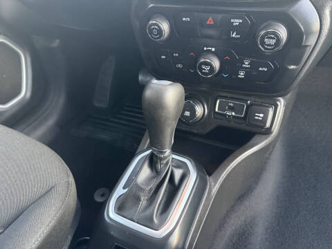 2021 Jeep Renegade Islander