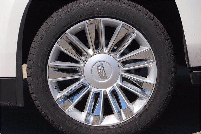 2019 Cadillac Escalade Platinum