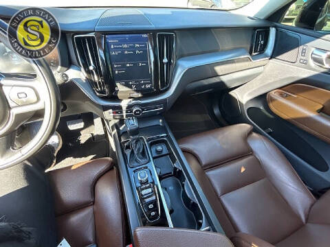 2019 Volvo XC60 T6 Momentum