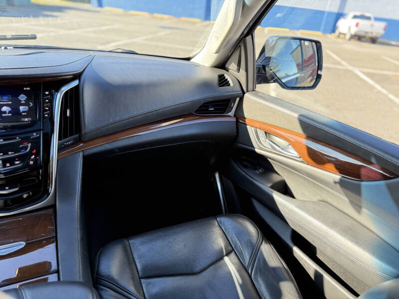 2019 Cadillac Escalade ESV Luxury