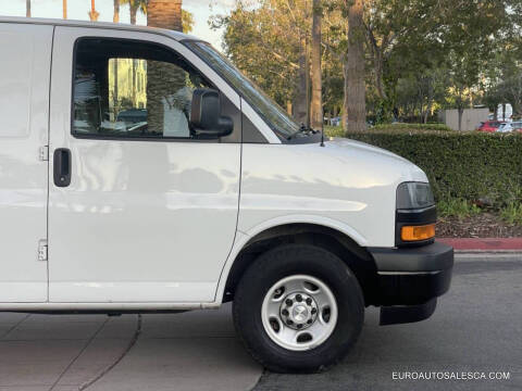 2021 Chevrolet Express 2500