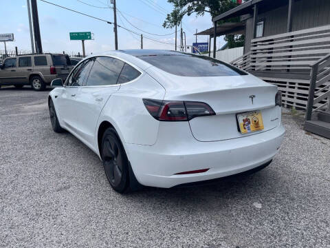 2020 Tesla Model 3 Long Range