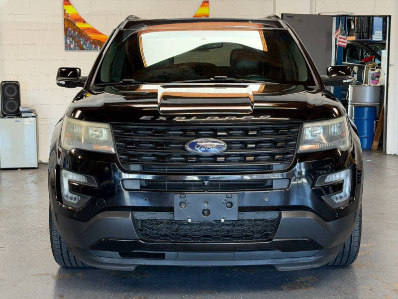 2016 Ford Explorer Sport