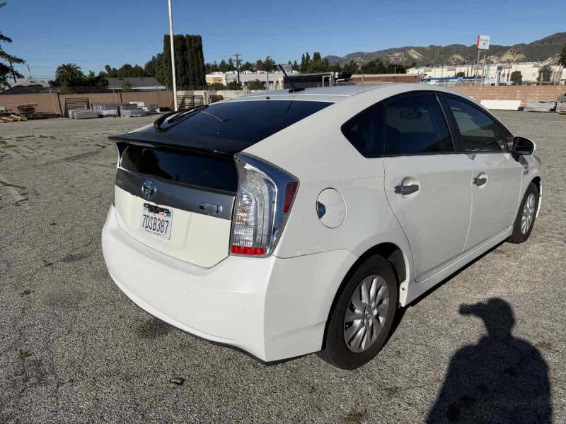 2014 Toyota Prius Plug-in Hybrid