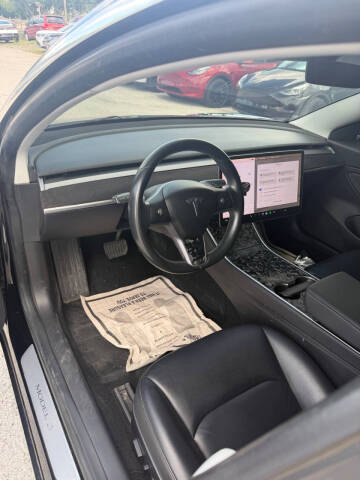 2019 Tesla Model 3 Standard Range Plus