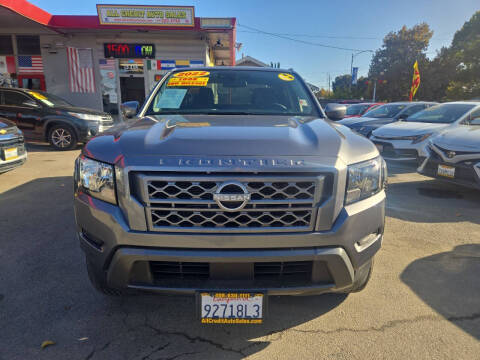 2022 Nissan Frontier SV