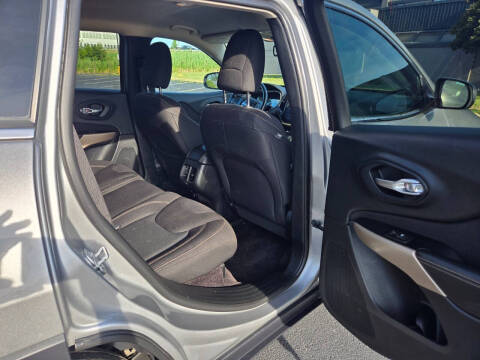 2017 Jeep Cherokee Latitude
