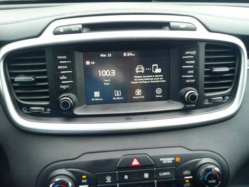 2017 Kia Sorento LX