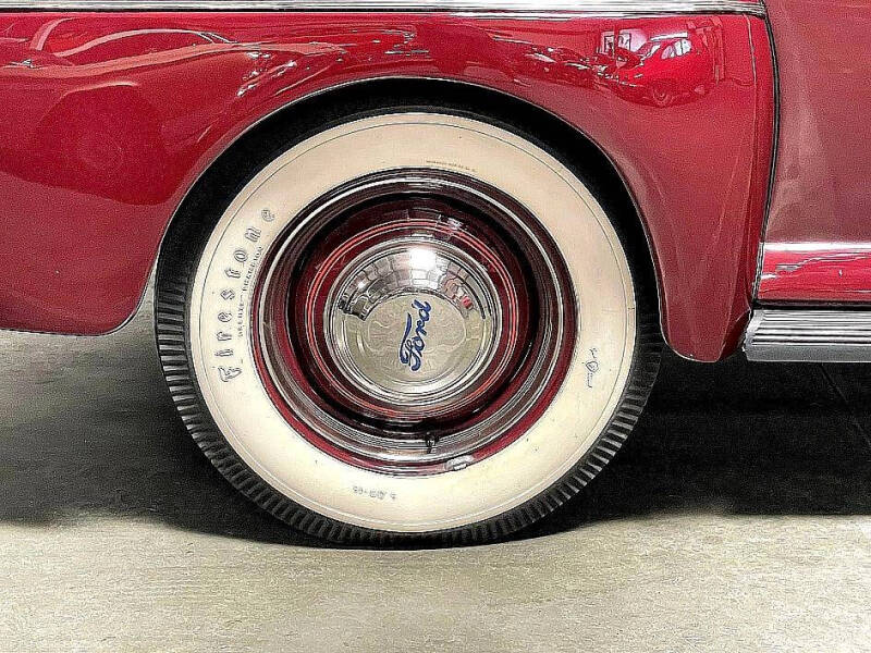 1941 Ford Super Deluxe
