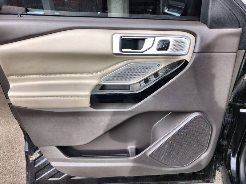 2022 Ford Explorer Platinum