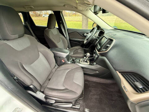 2016 Jeep Cherokee Latitude Altitude