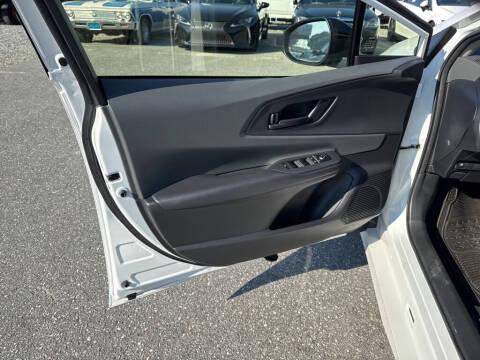 2024 Toyota Prius LE