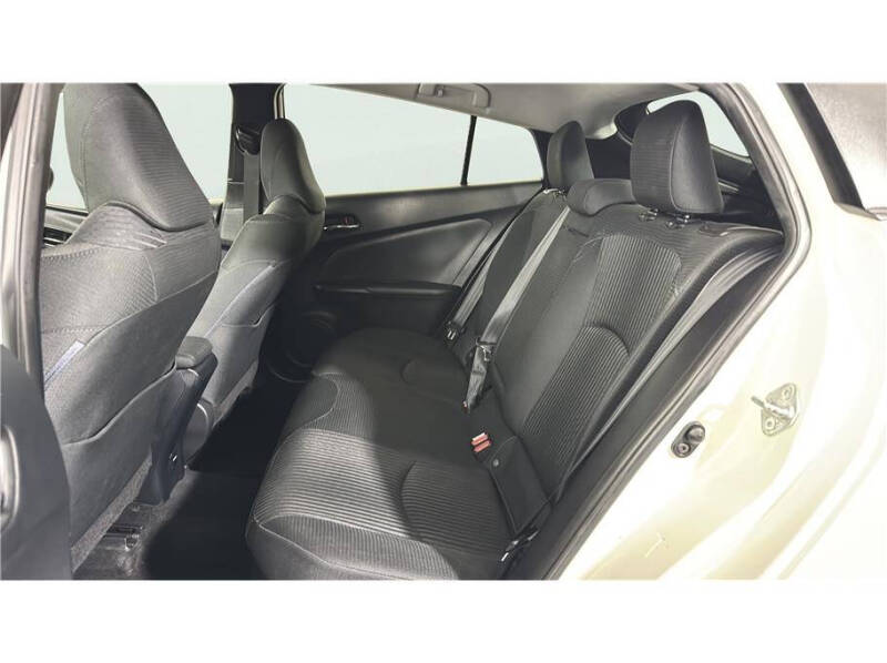 2017 Toyota Prius Three