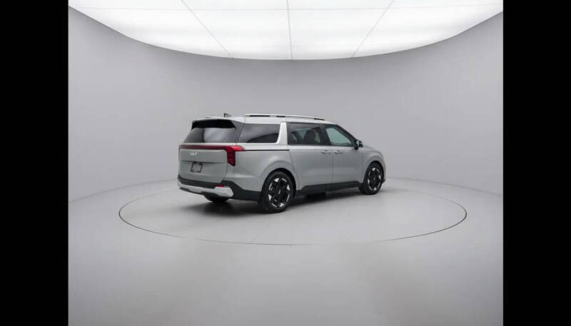 2025 Kia Carnival EX