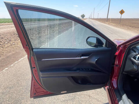 2018 Toyota Camry LE