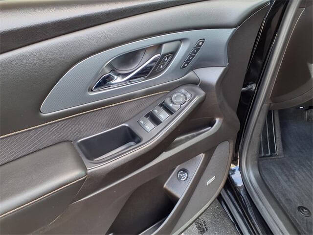 2021 Chevrolet Traverse Premier