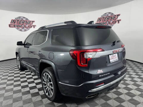 2022 GMC Acadia Denali