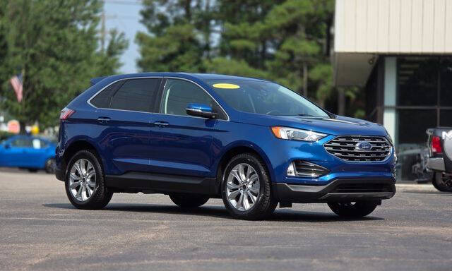 2024 Ford Edge Titanium