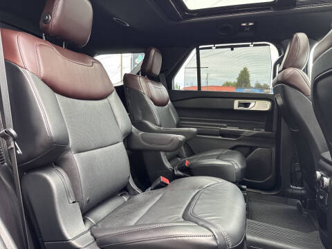 2020 Ford Explorer Platinum