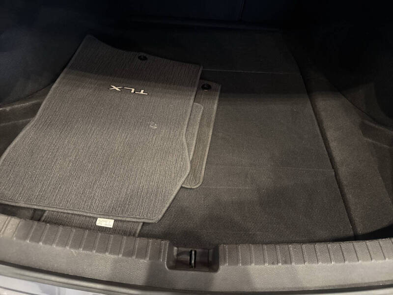 2017 Acura TLX V6 w/Advance