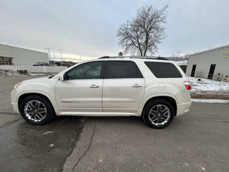 2011 GMC Acadia Denali