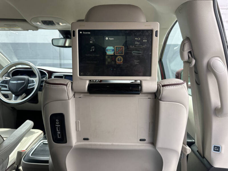 2017 Chrysler Pacifica Limited