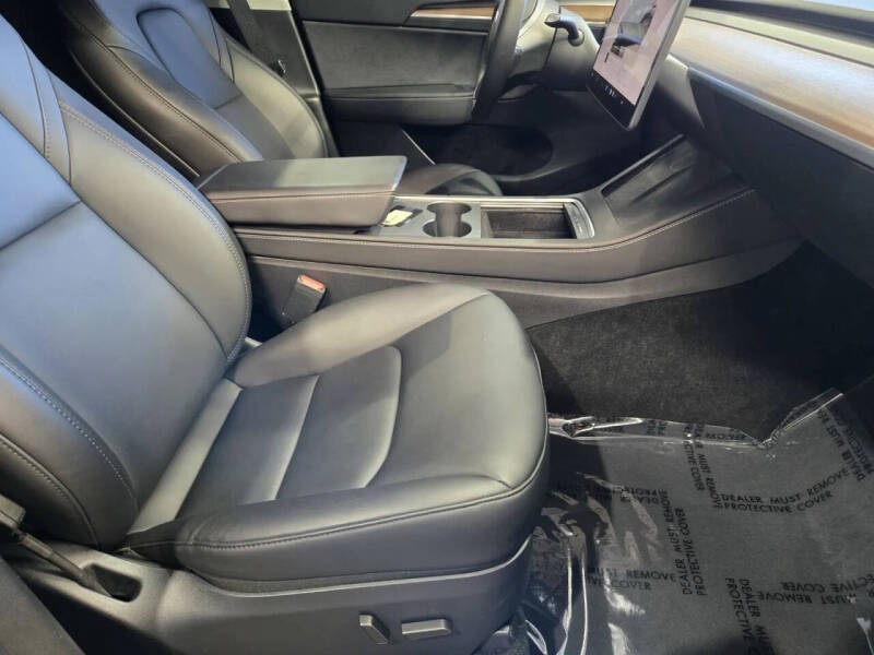 2024 Tesla Model Y Performance