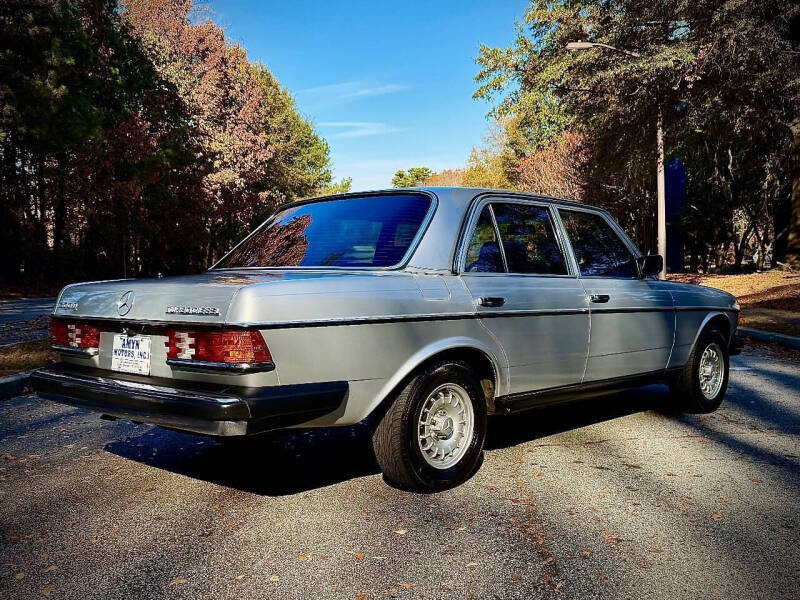 1982 Mercedes-Benz 300-Class 300 D