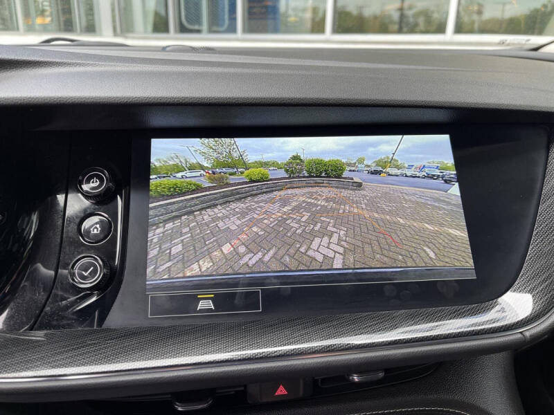 2022 Buick Envision Essence