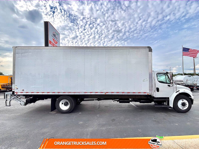 2022 Freightliner M2 106