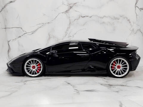 2023 Lamborghini Huracan STO