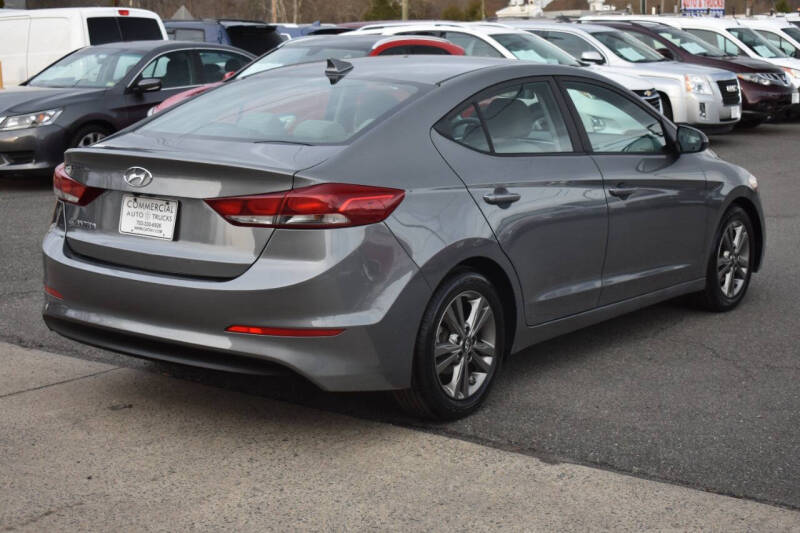 2018 Hyundai Elantra SEL photo 5