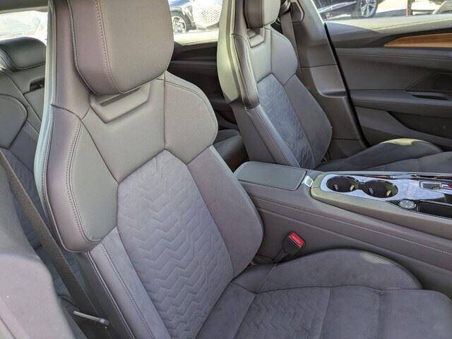 2023 Audi e-tron GT quattro Premium Plus