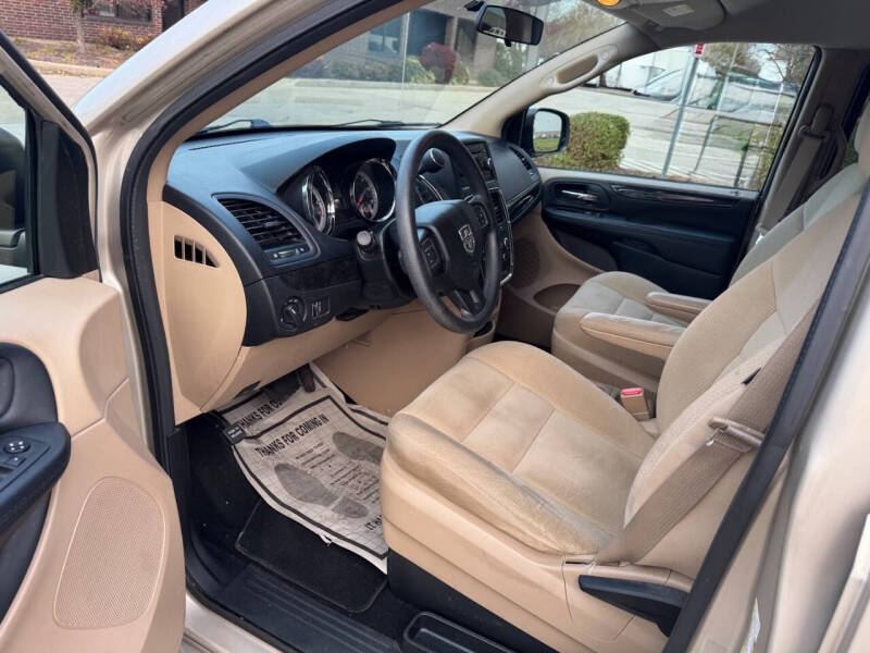 2014 Dodge Grand Caravan SE