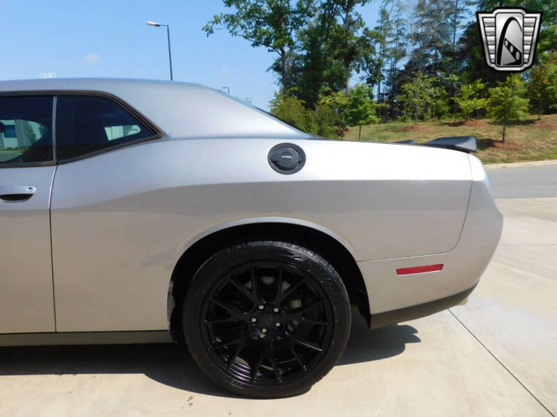 2015 Dodge Challenger SXT
