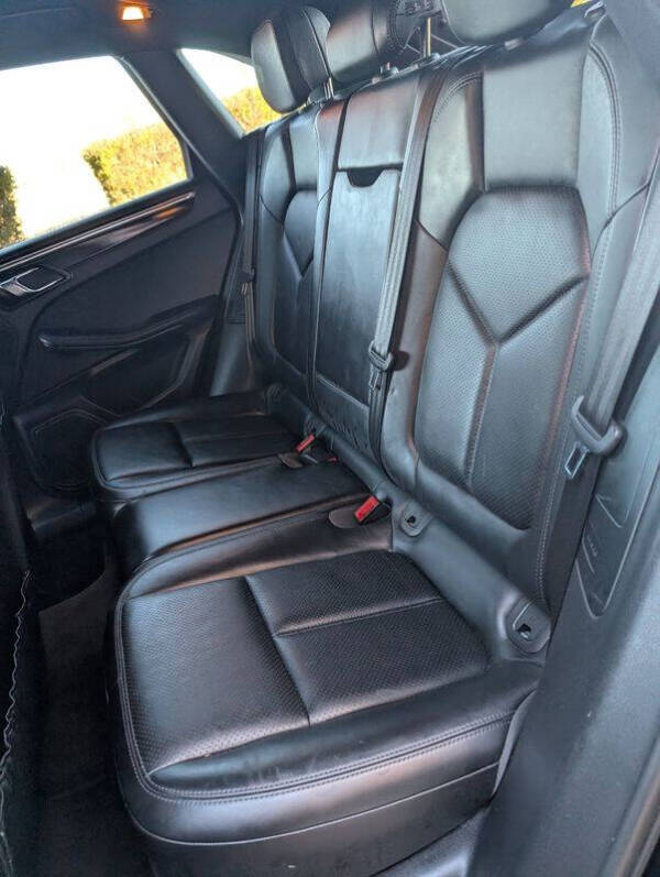 2016 Porsche Macan S