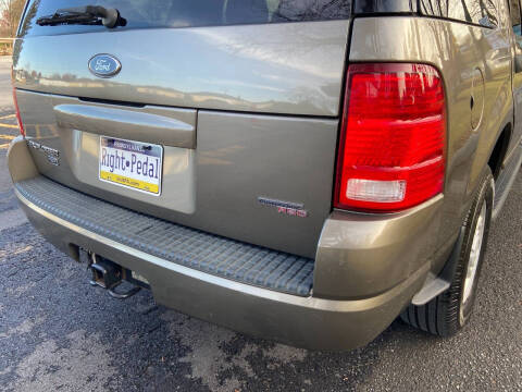 2005 Ford Explorer XLT