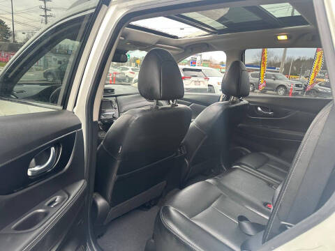 2018 Nissan Rogue SL