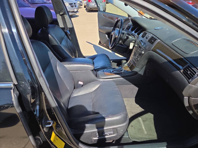2004 Lexus ES 330