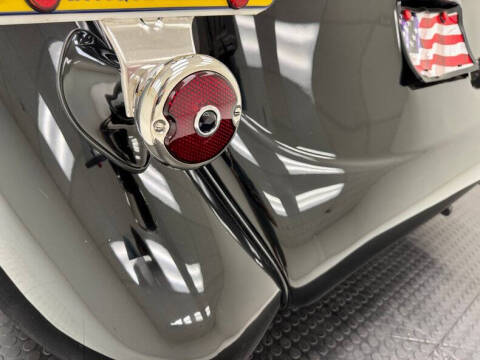 1935 Ford Deluxe
