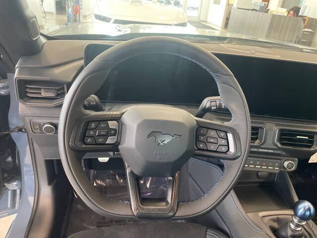 2025 Ford Mustang Dark Horse