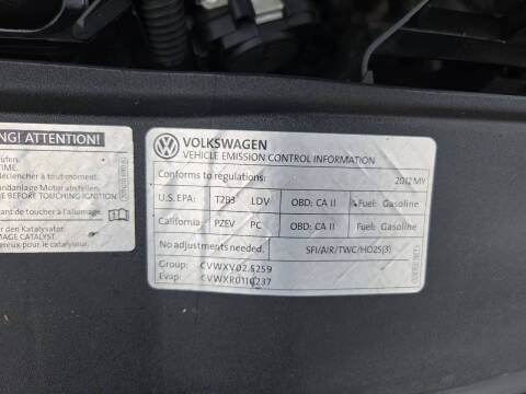 2012 Volkswagen Golf 2.5L PZEV