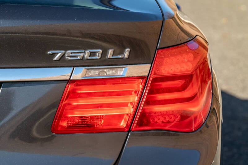 2011 BMW 7 Series 750Li xDrive