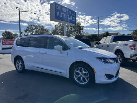 2017 Chrysler Pacifica Touring Plus